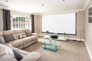 Photo 11- click for photo gallery